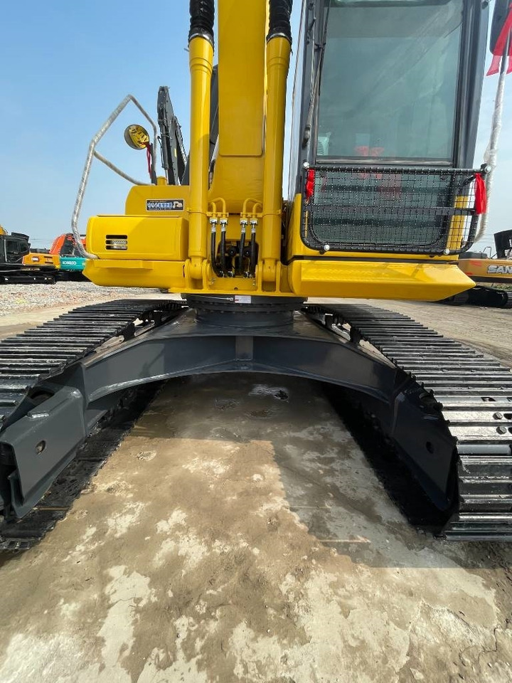Komatsu PC 220-8 - Excavator pe şenile: Foto 2 Komatsu PC 220-8 - Excavator pe şenile: Foto 2