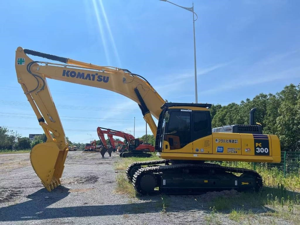 Komatsu PC 300  - Excavator pe şenile: Foto 4 Komatsu PC 300  - Excavator pe şenile: Foto 4