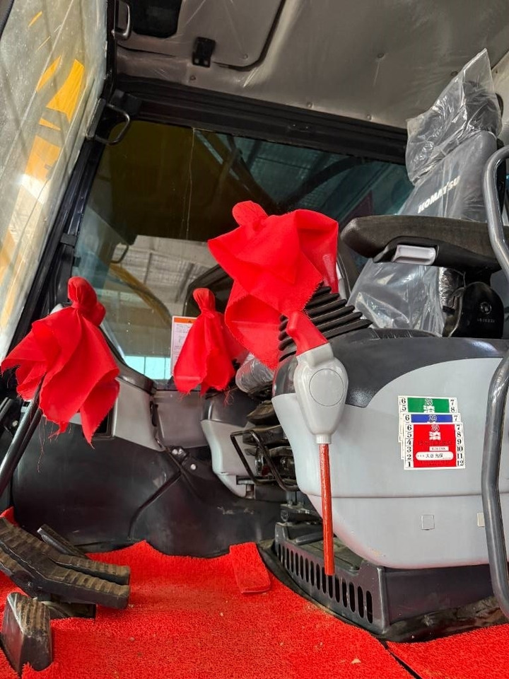 Komatsu PC 350 - Excavator pe şenile: Foto 2 Komatsu PC 350 - Excavator pe şenile: Foto 2