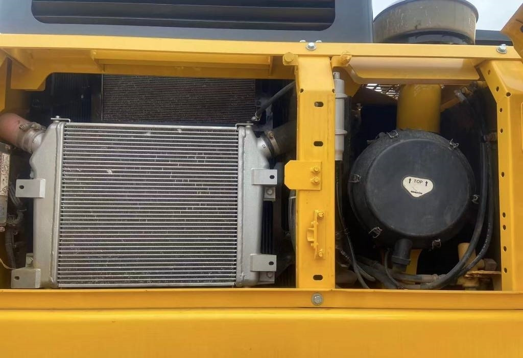 Komatsu PC 400 - Excavator pe şenile: Foto 2 Komatsu PC 400 - Excavator pe şenile: Foto 2