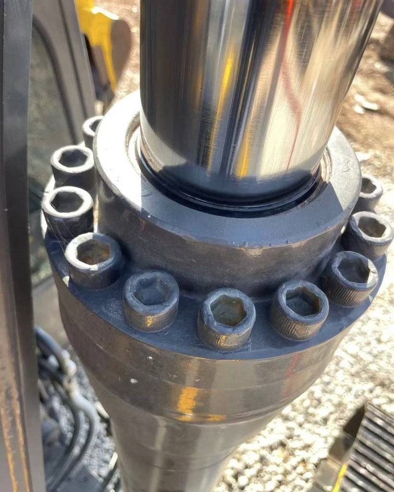 Volvo EC 240 - Excavator pe şenile: Foto 3 Volvo EC 240 - Excavator pe şenile: Foto 3