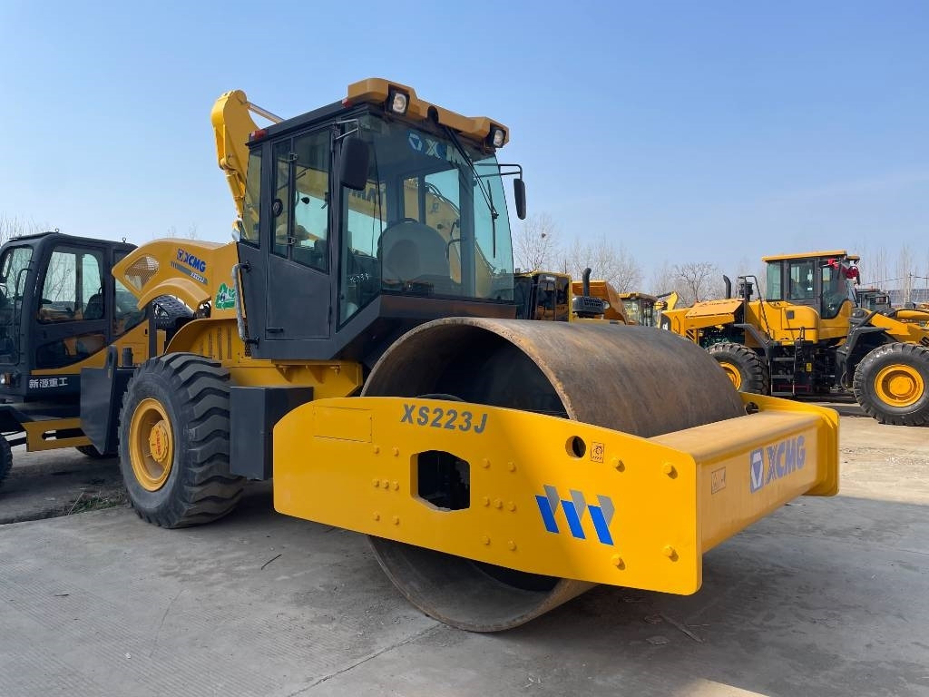 XCMG XS 223 J - Compactor: Foto 2 XCMG XS 223 J - Compactor: Foto 2