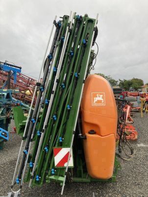 Amazone UF 1201 PREMIUM - Maşină de erbicidat purtata: Foto 5 Amazone UF 1201 PREMIUM - Maşină de erbicidat purtata: Foto 5