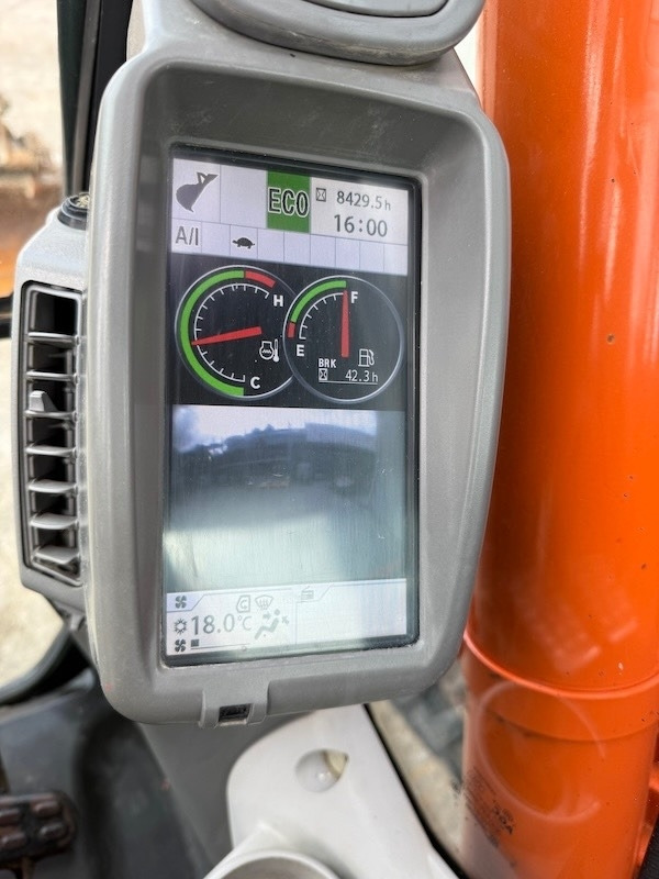 Excavator pe şenile Hitachi ZX 135 US-5B: Foto 16