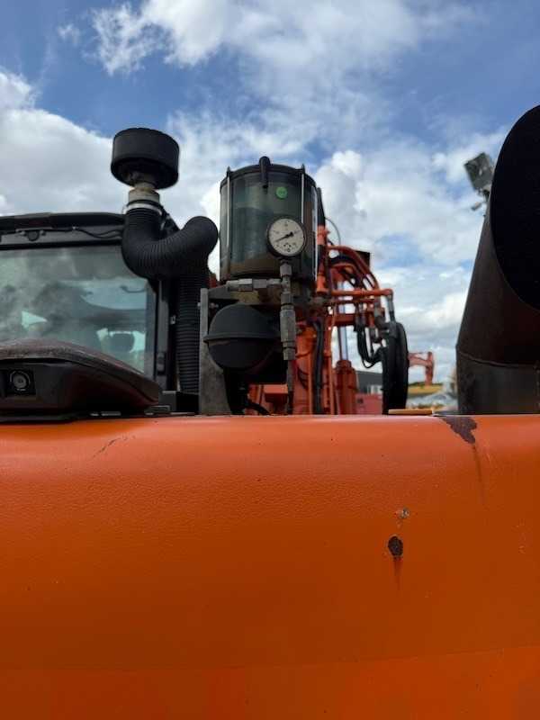 Excavator pe şenile Hitachi ZX 135 US-5B: Foto 10