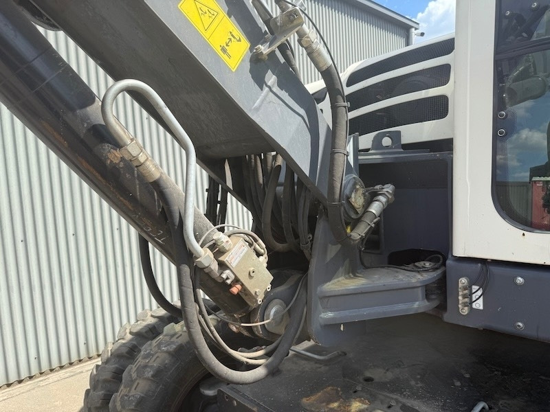 Terex TW 85 - Excavator pe roţi: Foto 5 Terex TW 85 - Excavator pe roţi: Foto 5