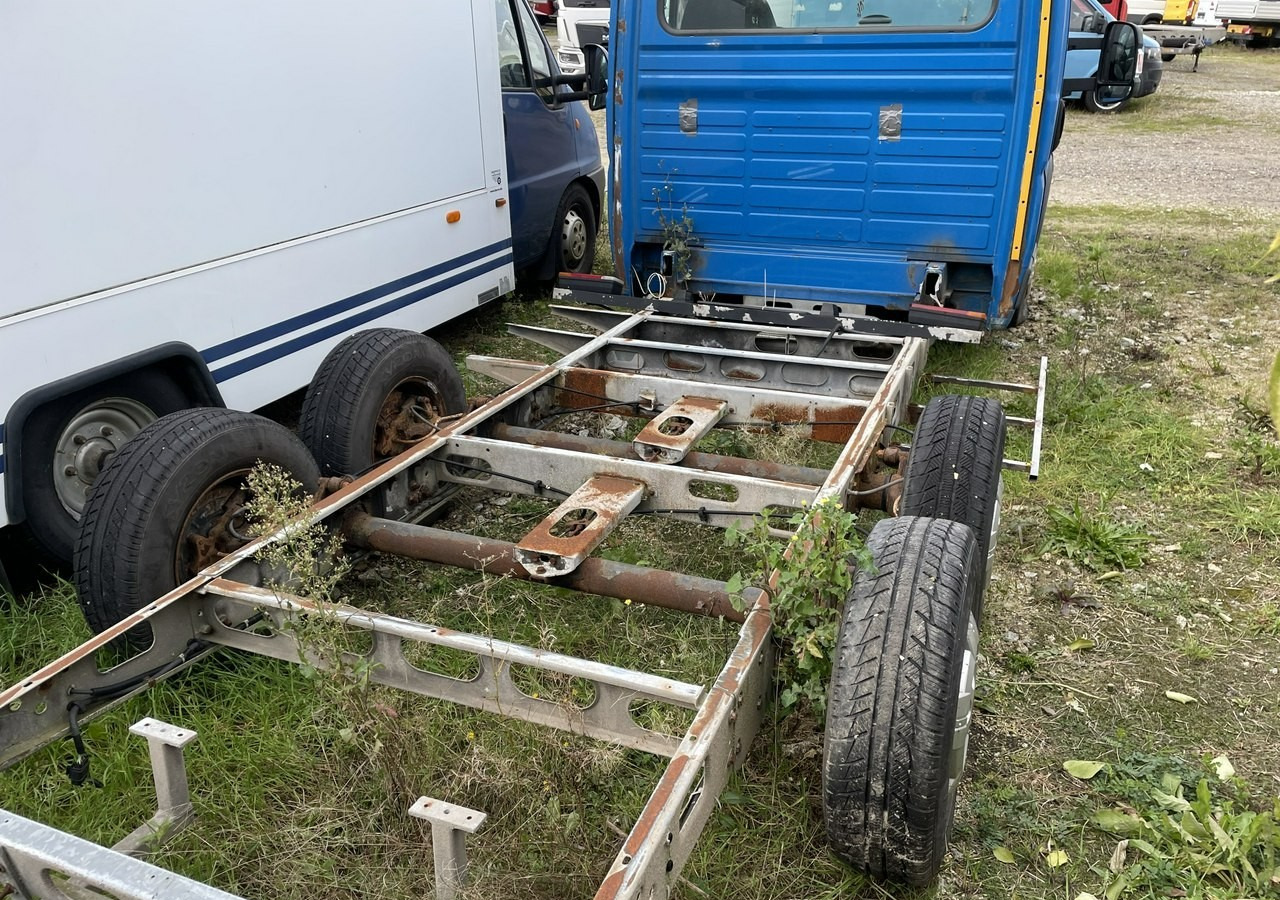 Fiat Ducato Ducato 3.0-160KM Rama pod zabudowę 2009 - Autoutilitară: Foto 5 Fiat Ducato Ducato 3.0-160KM Rama pod zabudowę 2009 - Autoutilitară: Foto 5