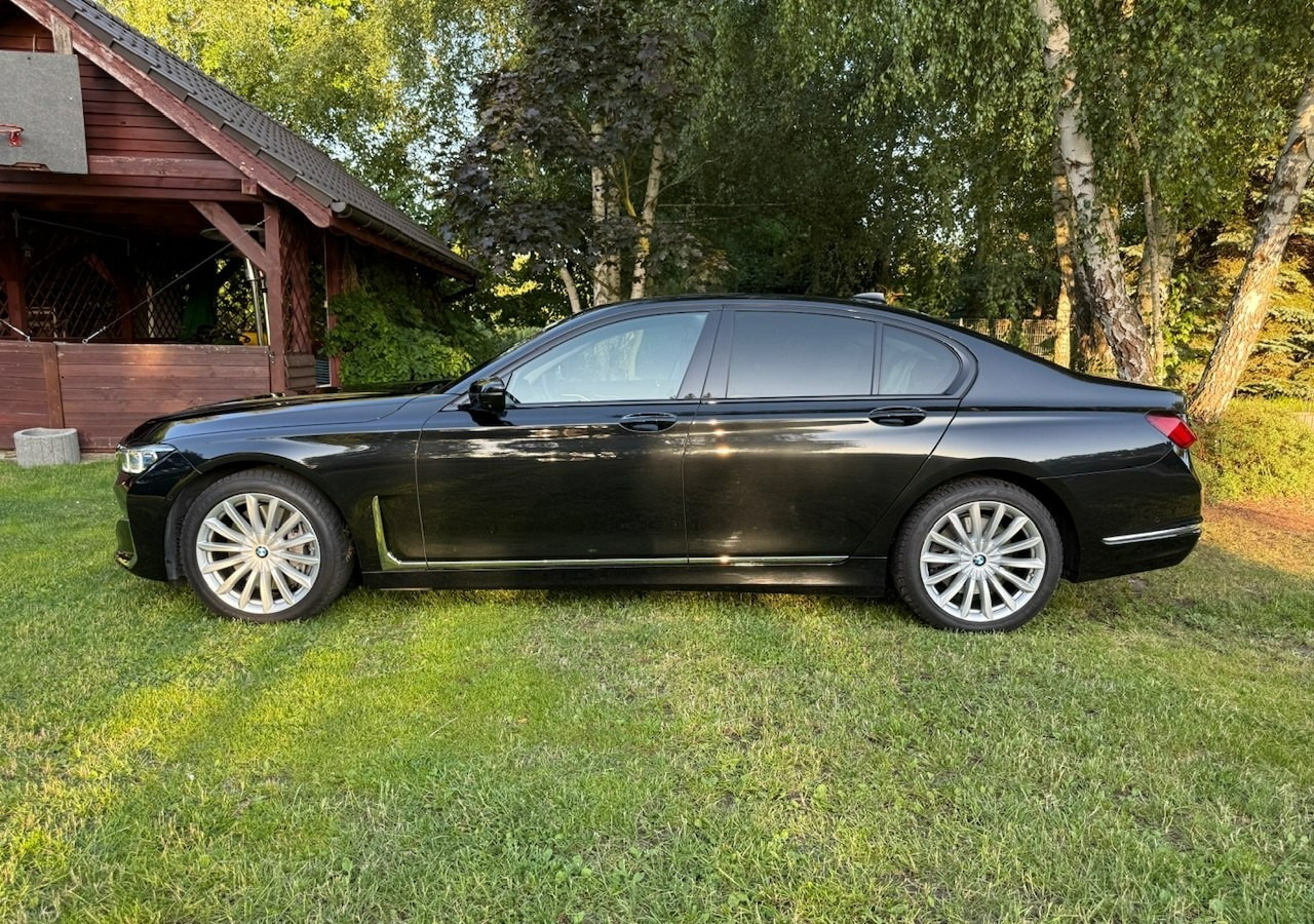 BMW SERIA 7 II (G11/G12) BMW SERIA 7 740d Xdrive 340KM Luxury+Exclusive Masaże Adaptiv Oś Lasery 2022 FV2 - Berlină/ Sedan: Foto 4 BMW SERIA 7 II (G11/G12) BMW SERIA 7 740d Xdrive 340KM Luxury+Exclusive Masaże Adaptiv Oś Lasery 2022 FV2 - Berlină/ Sedan: Foto 4