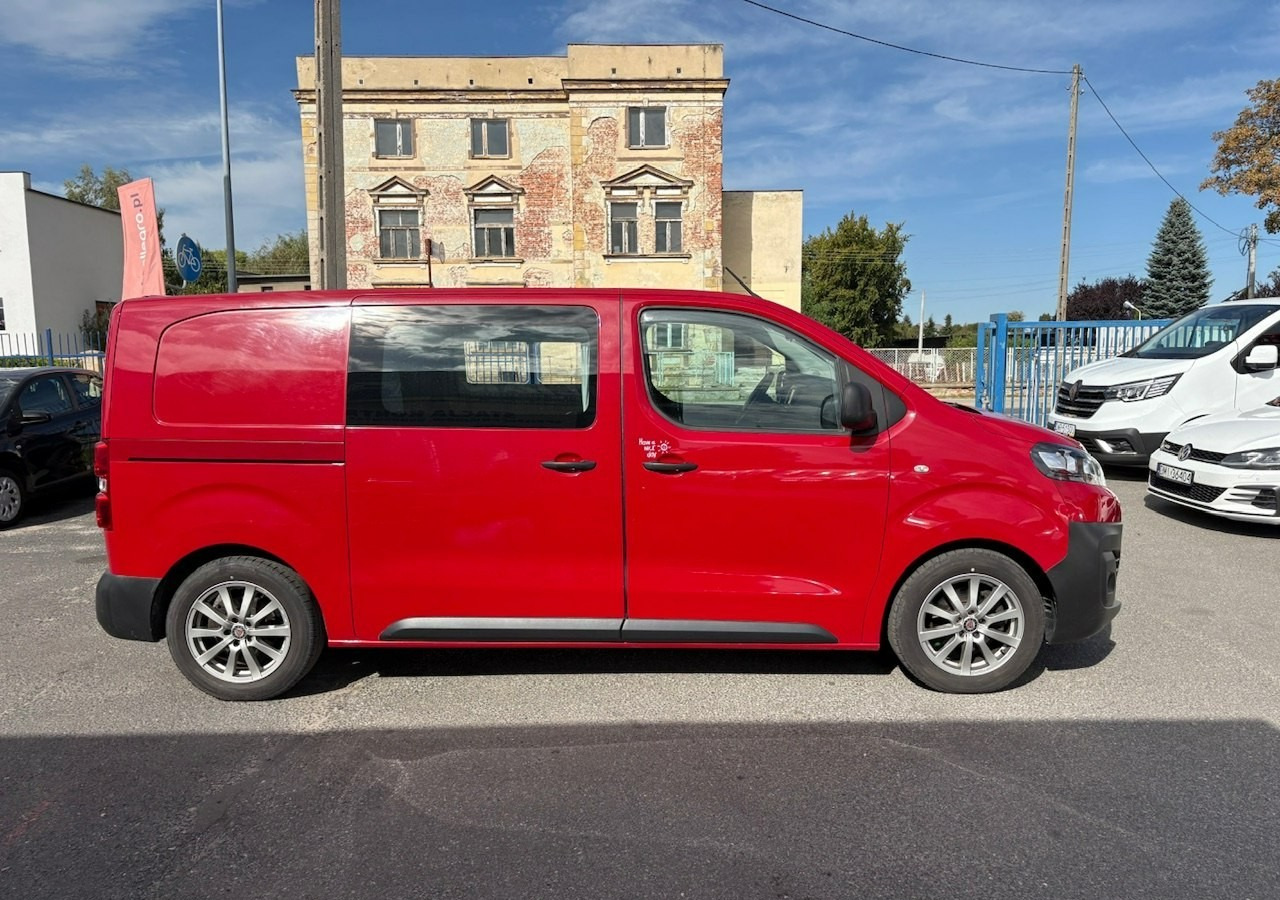 Citroen Jumpy II Jumpy 1.6HDI 115KM Klima A La Kamper 3 osobowy 2016 - Automobil: Foto 2 Citroen Jumpy II Jumpy 1.6HDI 115KM Klima A La Kamper 3 osobowy 2016 - Automobil: Foto 2