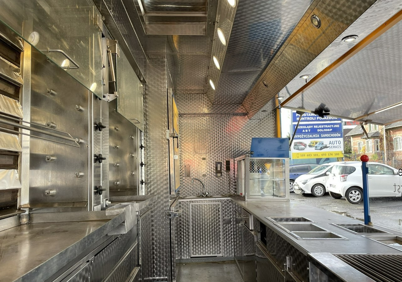 Fiat Ducato Autosklep Autogrill Gastronomiczny Food Truck Foodtruck sklep bar20 - Autorulota comerciala: Foto 5 Fiat Ducato Autosklep Autogrill Gastronomiczny Food Truck Foodtruck sklep bar20 - Autorulota comerciala: Foto 5