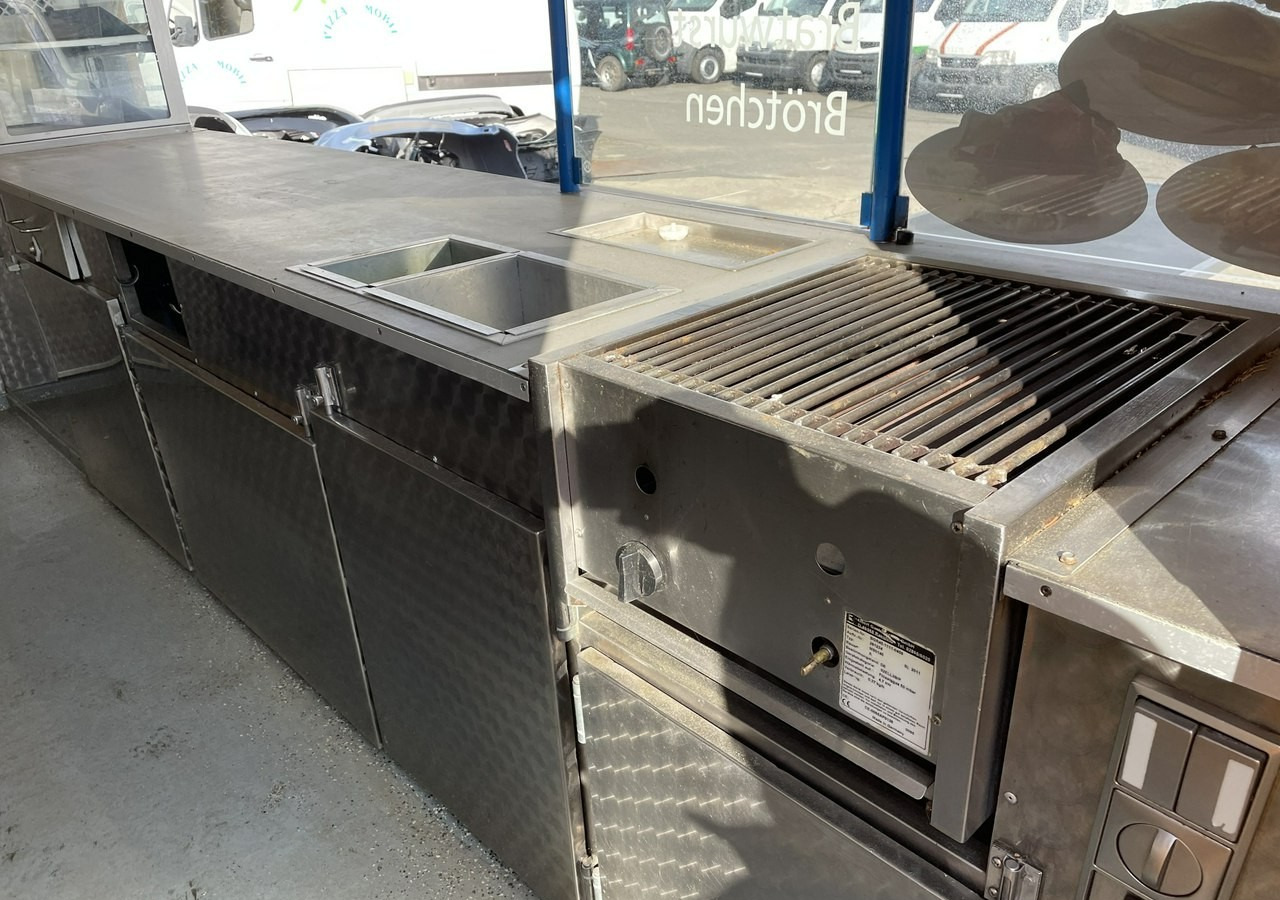 Fiat Ducato Autosklep Autogrill Gastronomiczny Food Truck Foodtruck sklep bar20 - Autorulota comerciala: Foto 4 Fiat Ducato Autosklep Autogrill Gastronomiczny Food Truck Foodtruck sklep bar20 - Autorulota comerciala: Foto 4
