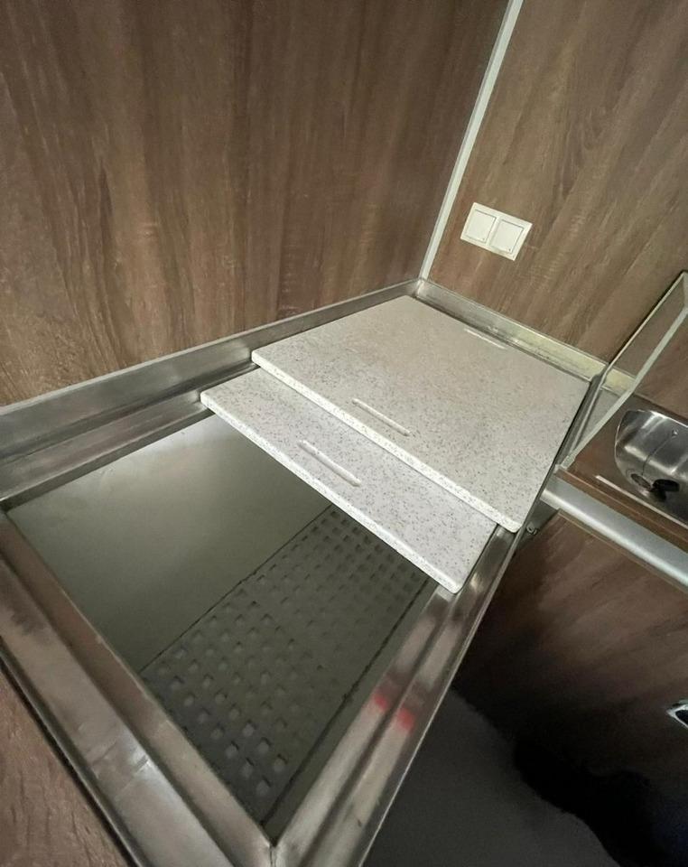 Fiat Ducato Autosklep Gastronomiczny Food Truck Foodtruck sklep W-zasil 2018 BOR - Autorulota comerciala: Foto 5 Fiat Ducato Autosklep Gastronomiczny Food Truck Foodtruck sklep W-zasil 2018 BOR - Autorulota comerciala: Foto 5