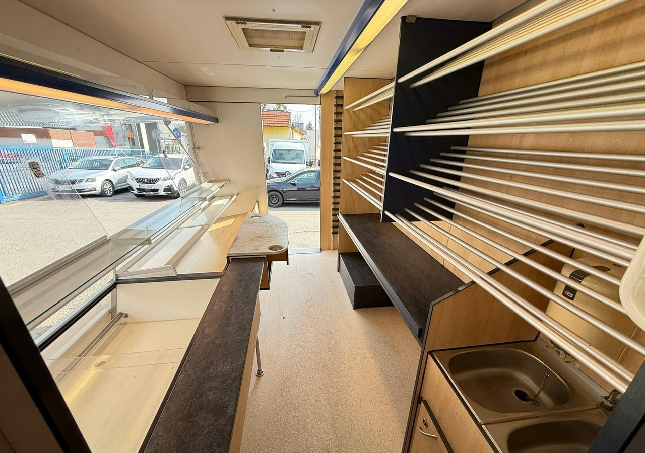 Fiat Ducato Autosklep pieczywa Gastronomiczny Food Truck Foodtruck sklep Borco - Autorulota comerciala: Foto 2 Fiat Ducato Autosklep pieczywa Gastronomiczny Food Truck Foodtruck sklep Borco - Autorulota comerciala: Foto 2
