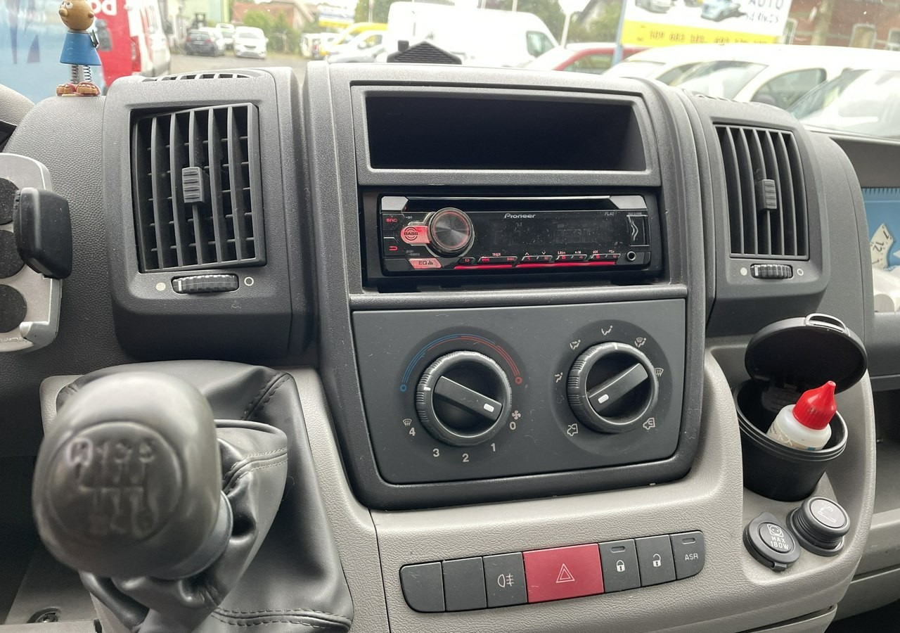 Leasing de  Fiat Ducato Autosklep wędlin Gastronomiczny Food Truck Foodtruck Sklep W-zasi 20 Fiat Ducato Autosklep wędlin Gastronomiczny Food Truck Foodtruck Sklep W-zasi 20: Foto 9