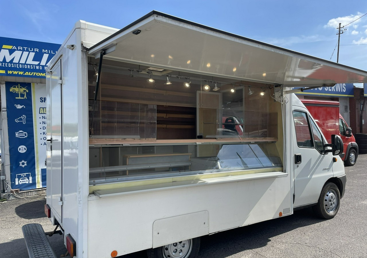 Fiat Ducato Ducato Autosklep pieczy Sklep Gastronomiczny Food Truck Foodtruck 20 - Autorulota comerciala: Foto 3 Fiat Ducato Ducato Autosklep pieczy Sklep Gastronomiczny Food Truck Foodtruck 20 - Autorulota comerciala: Foto 3