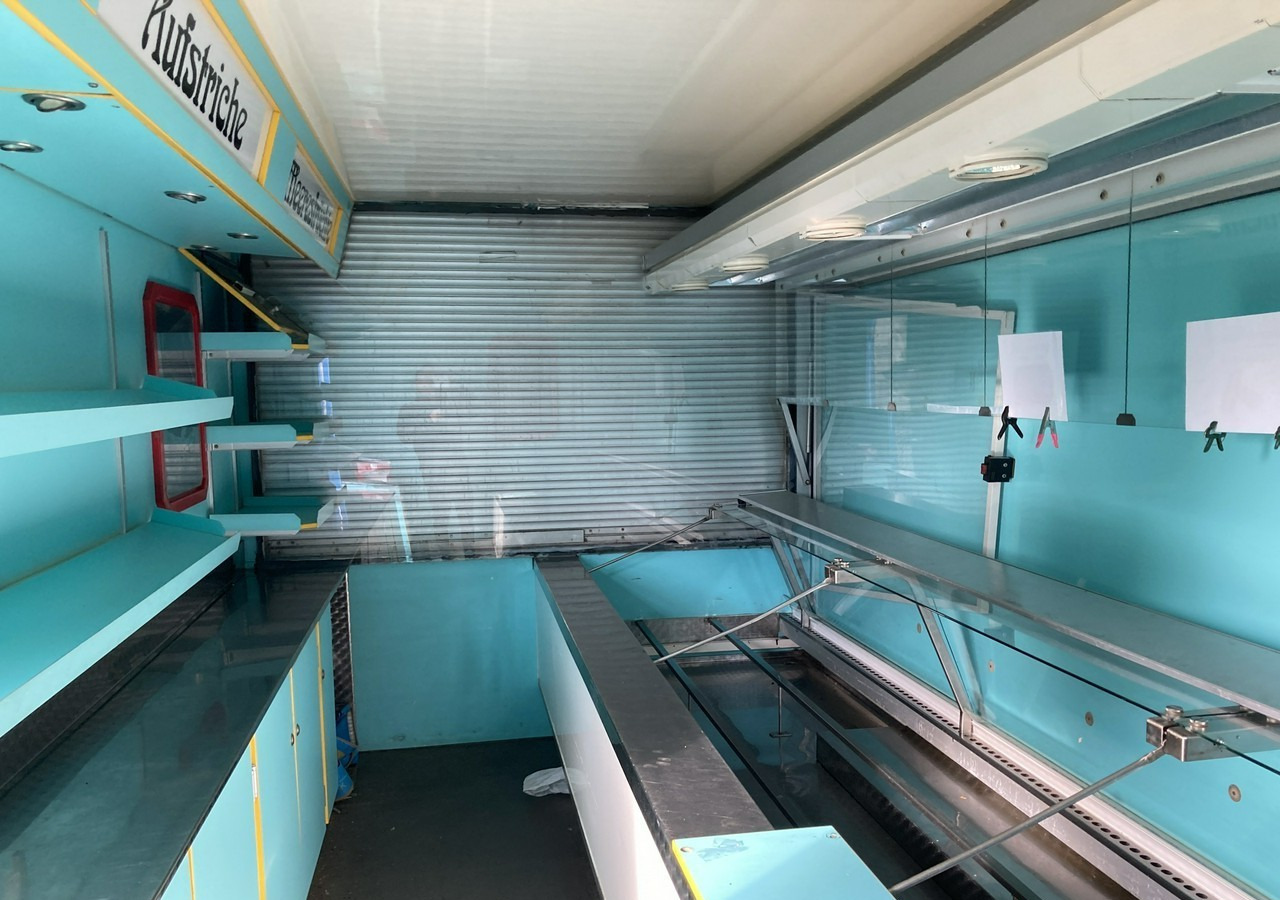 Fiat Ducato Ducato Autosklep wędlin Gastronomiczny Food Truck Foodtruck sklep - Autorulota comerciala: Foto 2 Fiat Ducato Ducato Autosklep wędlin Gastronomiczny Food Truck Foodtruck sklep - Autorulota comerciala: Foto 2