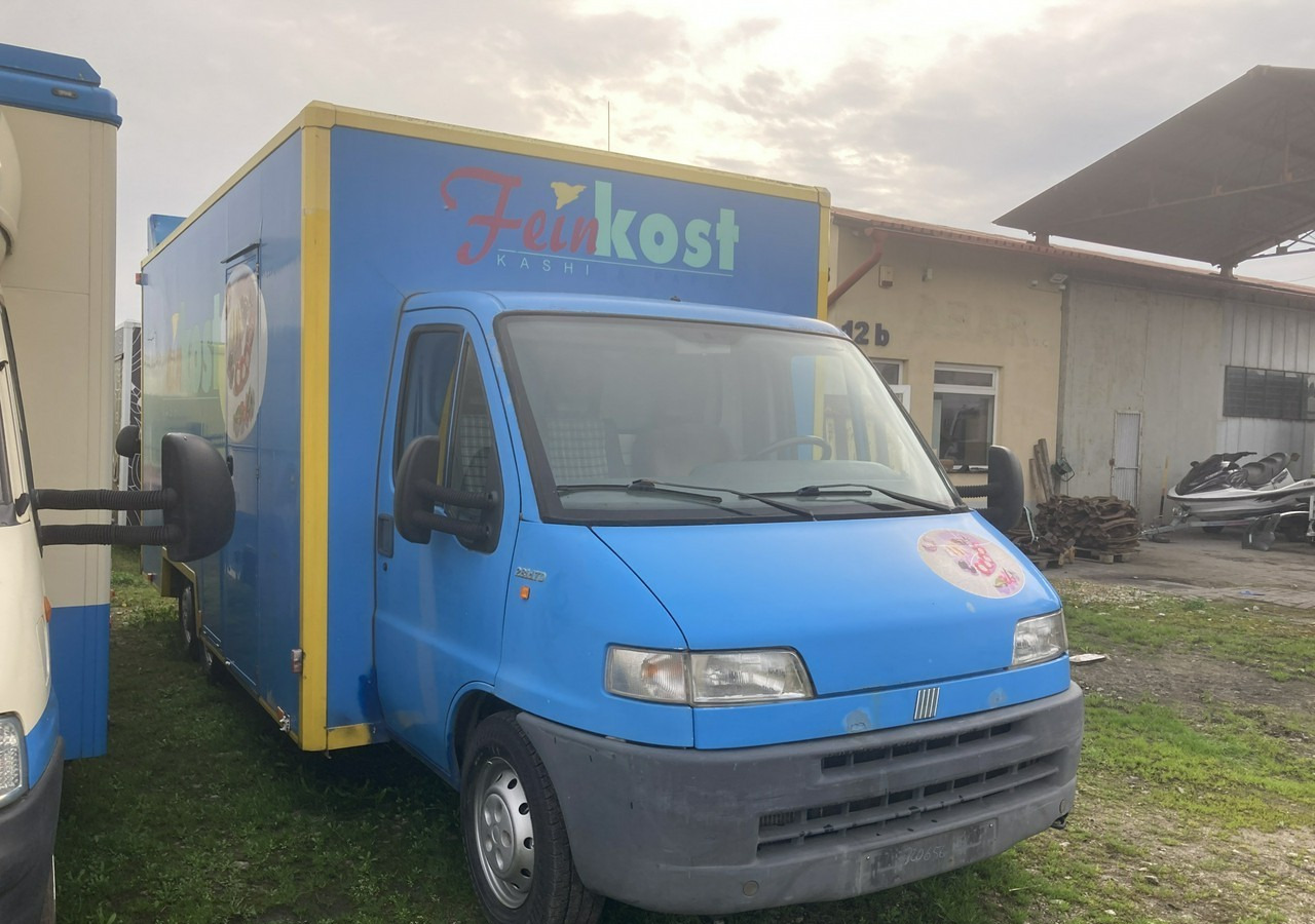Fiat Ducato Ducato Autosklep wędlin Gastronomiczny Food Truck Foodtruck sklep - Autorulota comerciala: Foto 3 Fiat Ducato Ducato Autosklep wędlin Gastronomiczny Food Truck Foodtruck sklep - Autorulota comerciala: Foto 3