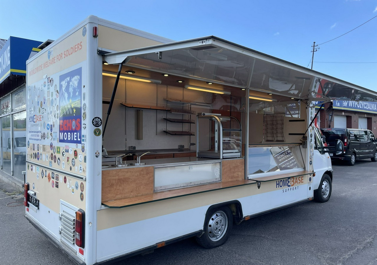 Fiat Ducato Fiat Autosklep Grill Gastronomiczny Food Truck Foodtruck sklep - Autorulota comerciala: Foto 2 Fiat Ducato Fiat Autosklep Grill Gastronomiczny Food Truck Foodtruck sklep - Autorulota comerciala: Foto 2