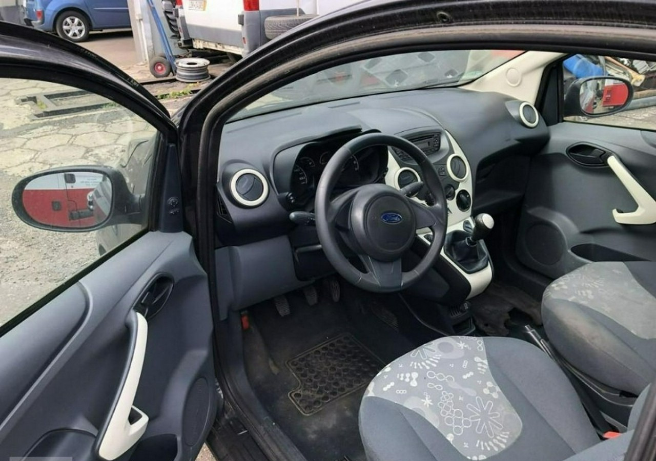 Ford KA II Ford KA 1,3 tdci 75KM 2012 - Automobil: Foto 3 Ford KA II Ford KA 1,3 tdci 75KM 2012 - Automobil: Foto 3