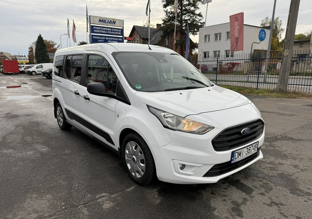 Ford Tourneo Connect II Connect dla niepełnosprawnych Rampa Inwalida PFRON Model 2021 - Mașină break: Foto 5 Ford Tourneo Connect II Connect dla niepełnosprawnych Rampa Inwalida PFRON Model 2021 - Mașină break: Foto 5
