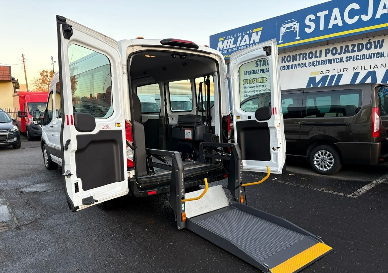 Ford Transit VIII Transit do przewozu Niepełnosprawnych 3 Wózki inwalida Rrampa 2020 - Automobil: Foto 2 Ford Transit VIII Transit do przewozu Niepełnosprawnych 3 Wózki inwalida Rrampa 2020 - Automobil: Foto 2