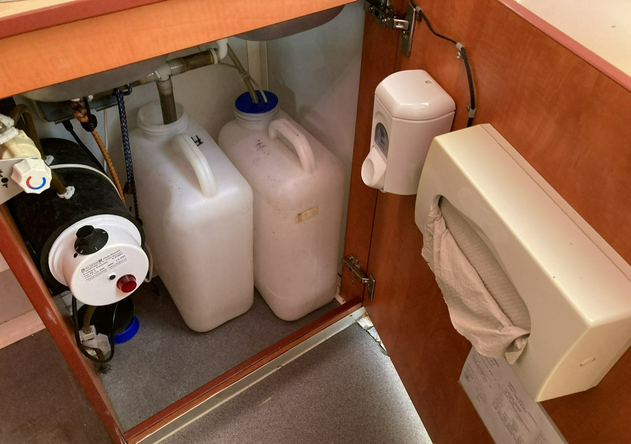 Rulota comerciala Inna Inny Autosklep wędlin Gastronomiczna food truck foodtruck sklep 2004: Foto 18