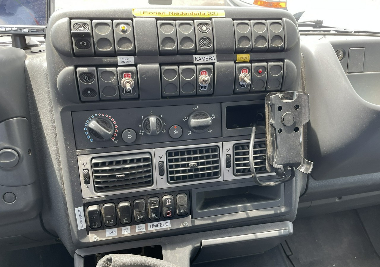Autospeciala de stins incendii Iveco Inny Iveco IVECO ML120E250 Straż Pożarna 7-osb Gaśnicza 2500 L 2008: Foto 13