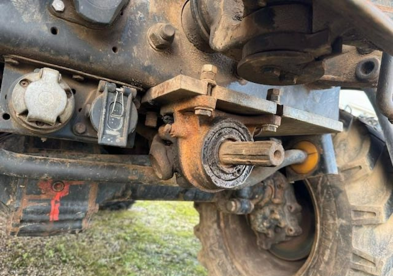 Leasing de Inna Inny Unimog 1400 4X4 Kosiarka bijakowa teleskopowa Inna Inny Unimog 1400 4X4 Kosiarka bijakowa teleskopowa: Foto 7 Leasing de Inna Inny Unimog 1400 4X4 Kosiarka bijakowa teleskopowa Inna Inny Unimog 1400 4X4 Kosiarka bijakowa teleskopowa: Foto 7