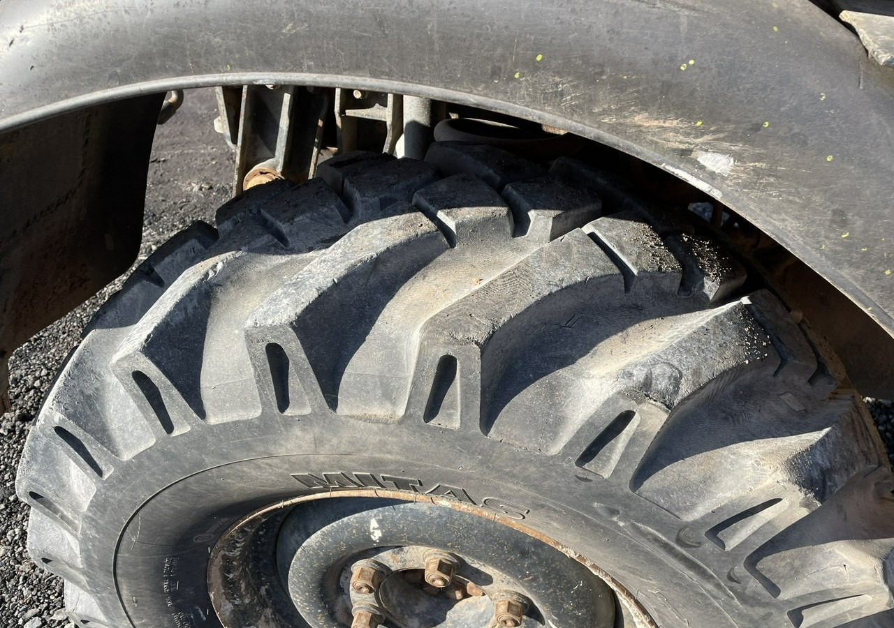 Leasing de Inna Inny Unimog 1400 4X4 Kosiarka bijakowa teleskopowa Inna Inny Unimog 1400 4X4 Kosiarka bijakowa teleskopowa: Foto 19 Leasing de Inna Inny Unimog 1400 4X4 Kosiarka bijakowa teleskopowa Inna Inny Unimog 1400 4X4 Kosiarka bijakowa teleskopowa: Foto 19