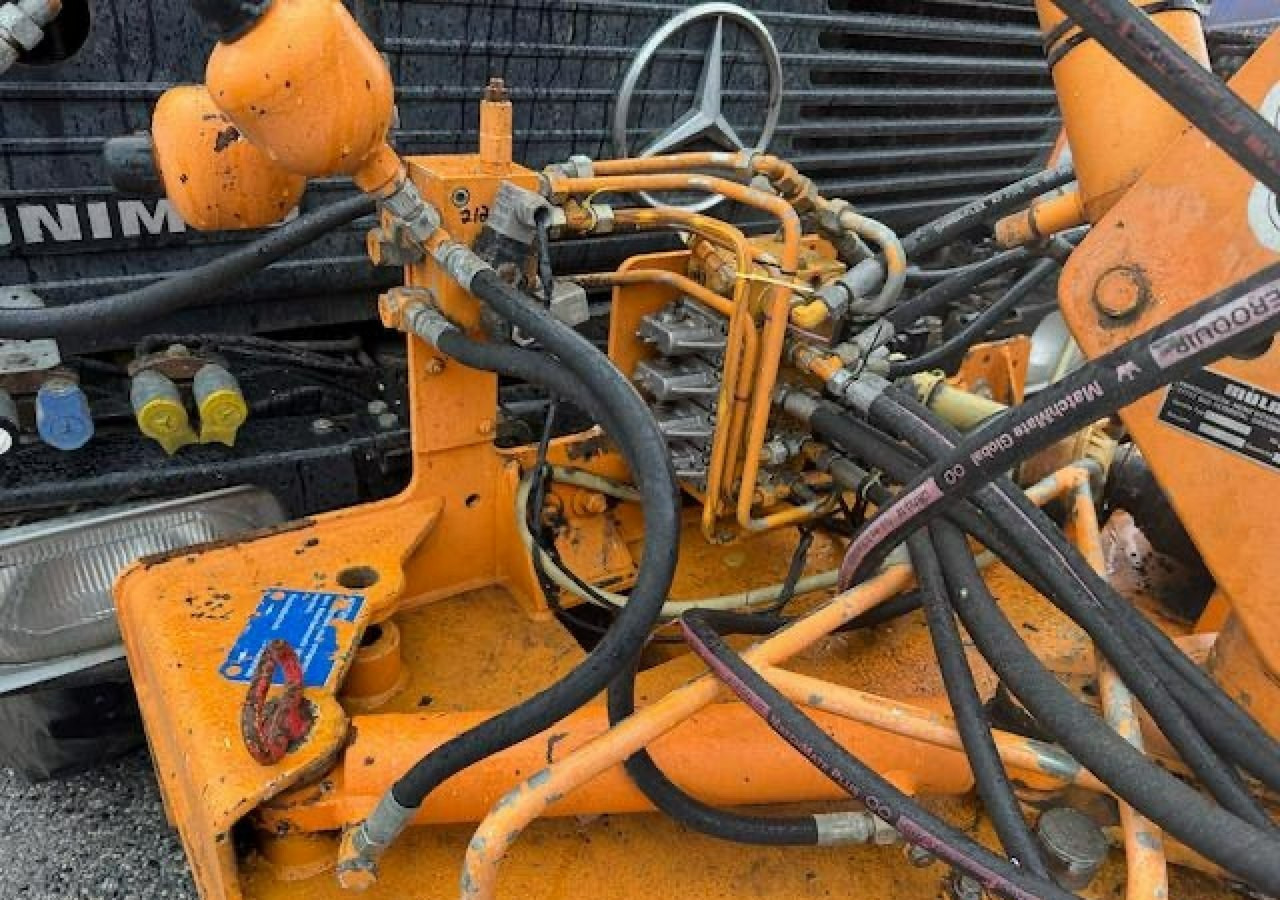 Leasing de Inna Inny Unimog 1400 4X4 Kosiarka bijakowa teleskopowa Inna Inny Unimog 1400 4X4 Kosiarka bijakowa teleskopowa: Foto 18 Leasing de Inna Inny Unimog 1400 4X4 Kosiarka bijakowa teleskopowa Inna Inny Unimog 1400 4X4 Kosiarka bijakowa teleskopowa: Foto 18