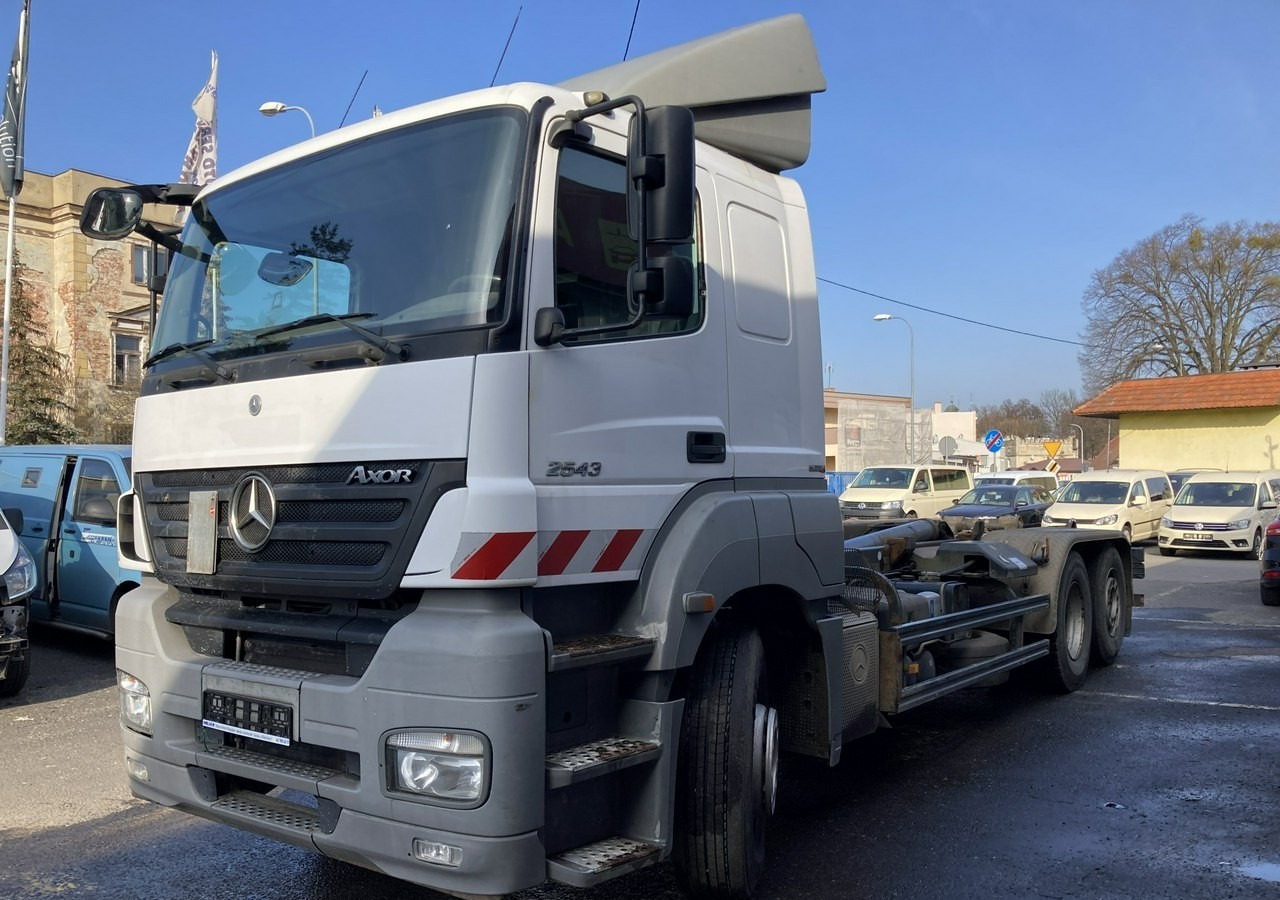 Mercedes-Benz Axor 2543 Hakowiec MEILLER-KIPPER Model 2009 Axor 2543 Hakowiec MEILLER-KIPPER Model 2009 - Camion cu cârlig: Foto 1 Mercedes-Benz Axor 2543 Hakowiec MEILLER-KIPPER Model 2009 Axor 2543 Hakowiec MEILLER-KIPPER Model 2009 - Camion cu cârlig: Foto 1
