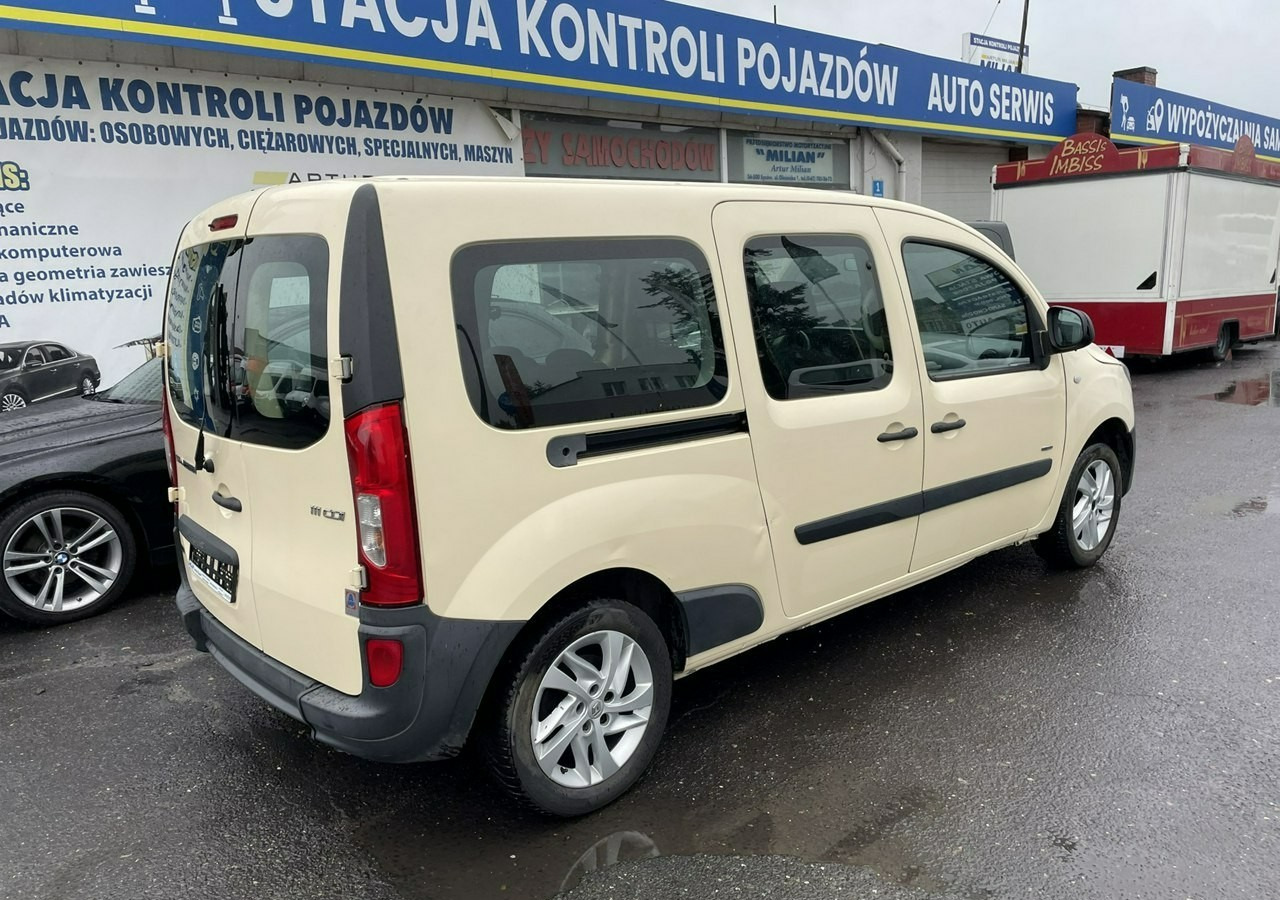 Mercedes-Benz Citan Citan Tourer Mercedes Citan 6-osob przewozu Niepełnosprawnych inwalida - Mașină break: Foto 4 Mercedes-Benz Citan Citan Tourer Mercedes Citan 6-osob przewozu Niepełnosprawnych inwalida - Mașină break: Foto 4