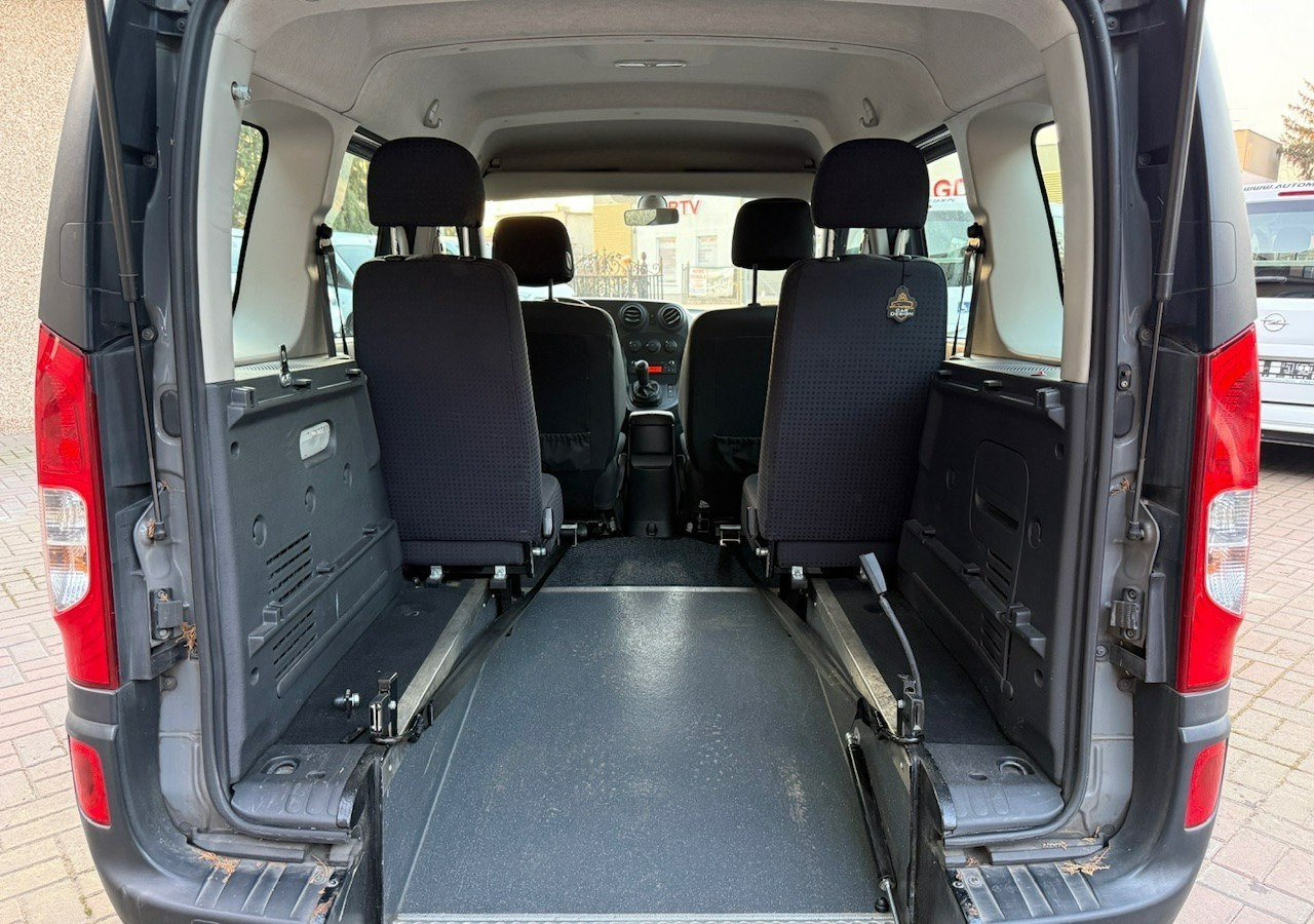 Mercedes-Benz Citan Mercedes Citan dla Niepełnosprawnych Inwalida Rampa 2018 - Automobil: Foto 3 Mercedes-Benz Citan Mercedes Citan dla Niepełnosprawnych Inwalida Rampa 2018 - Automobil: Foto 3
