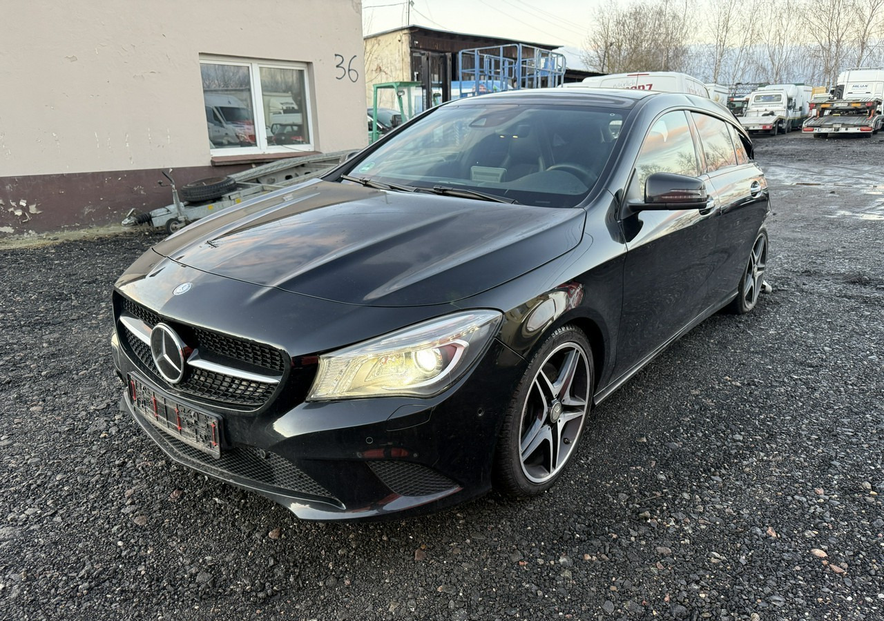 Mercedes-Benz Klasa CLA C117/X117 Mercedes-Benz Klasa CLA Mercedes CLA 250 4MATIC 2.0-210KM Bogate wyposażenie 2016 - Automobil: Foto 3 Mercedes-Benz Klasa CLA C117/X117 Mercedes-Benz Klasa CLA Mercedes CLA 250 4MATIC 2.0-210KM Bogate wyposażenie 2016 - Automobil: Foto 3