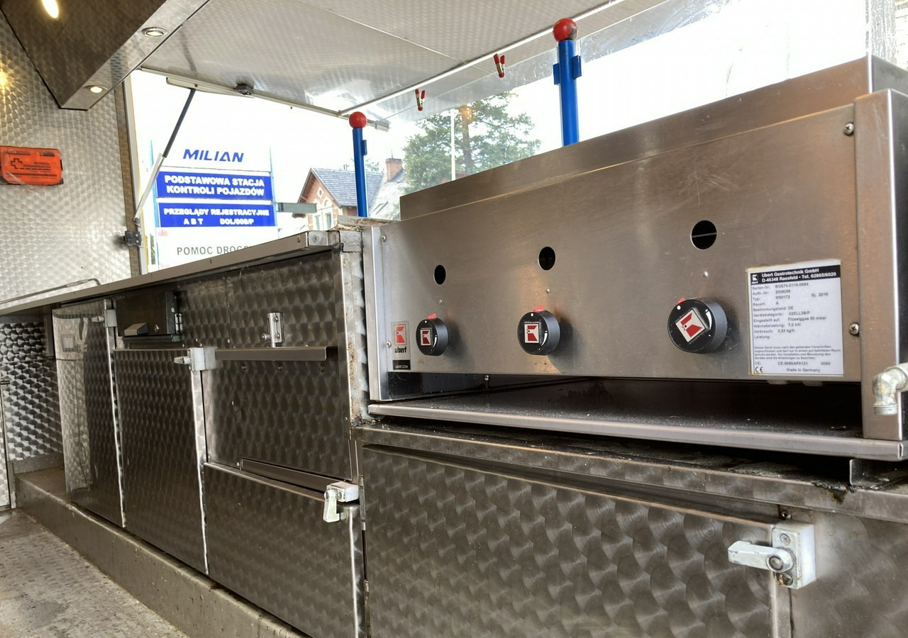 Mercedes-Benz Sprinter Autosklep Grill kurczak Gastronomiczny Food Truck Foodtruck sklep 20 - Autorulota comerciala: Foto 5 Mercedes-Benz Sprinter Autosklep Grill kurczak Gastronomiczny Food Truck Foodtruck sklep 20 - Autorulota comerciala: Foto 5