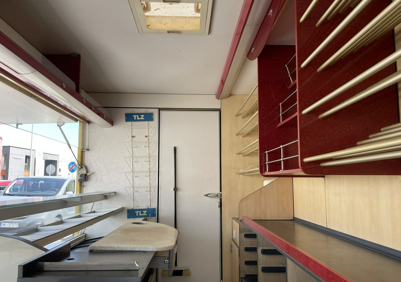 Mercedes-Benz Sprinter Autosklep piec Sklep Gastronomiczny Food Truck Foodtruck bar BORCO20 - Autorulota comerciala: Foto 4 Mercedes-Benz Sprinter Autosklep piec Sklep Gastronomiczny Food Truck Foodtruck bar BORCO20 - Autorulota comerciala: Foto 4