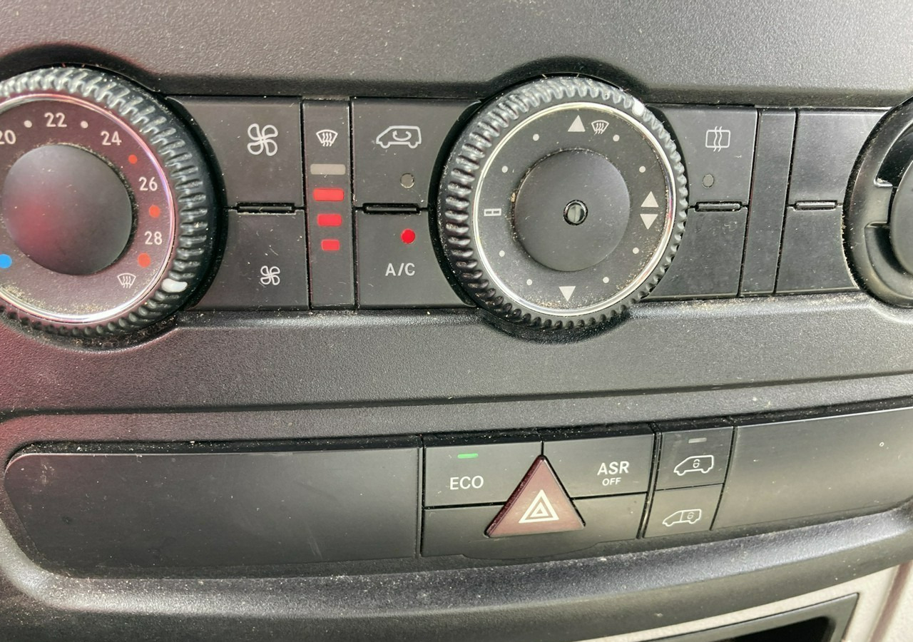 Leasing de  Mercedes-Benz Sprinter Autosklep pieczywa sklep Bar Gastronomiczny Food Truck Foodtruck 201 Mercedes-Benz Sprinter Autosklep pieczywa sklep Bar Gastronomiczny Food Truck Foodtruck 201: Foto 13