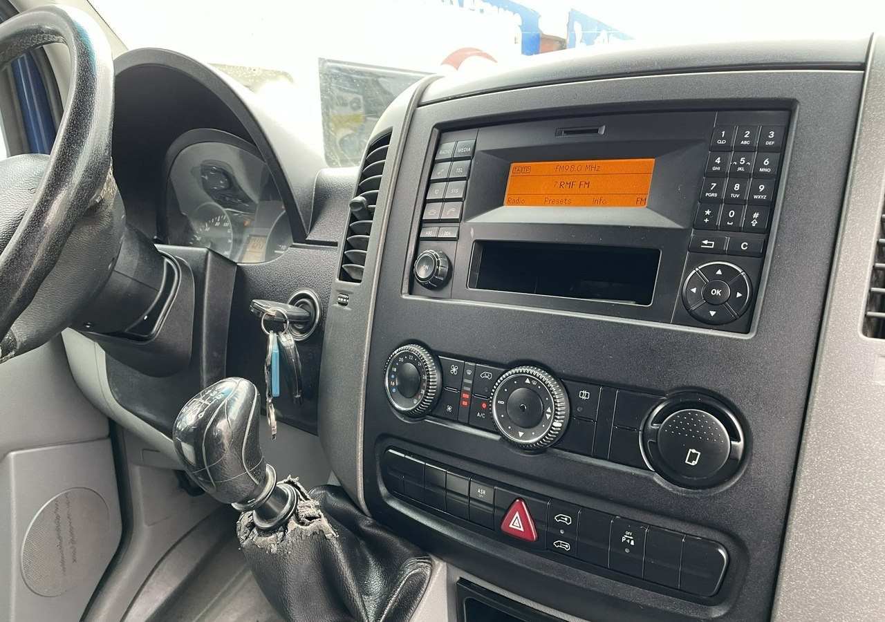 Mercedes-Benz Sprinter Sprinter 316 Maxi Brygadówka 6-osob dokka doka Klima 2010 - Autoutilitară cabină dublă: Foto 4 Mercedes-Benz Sprinter Sprinter 316 Maxi Brygadówka 6-osob dokka doka Klima 2010 - Autoutilitară cabină dublă: Foto 4