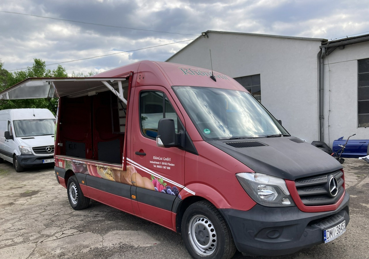 Mercedes-Benz Sprinter Sprinter Autosklep sklep bar Gastronomiczny Food Truck Foodtruck 201 - Autorulota comerciala: Foto 5 Mercedes-Benz Sprinter Sprinter Autosklep sklep bar Gastronomiczny Food Truck Foodtruck 201 - Autorulota comerciala: Foto 5