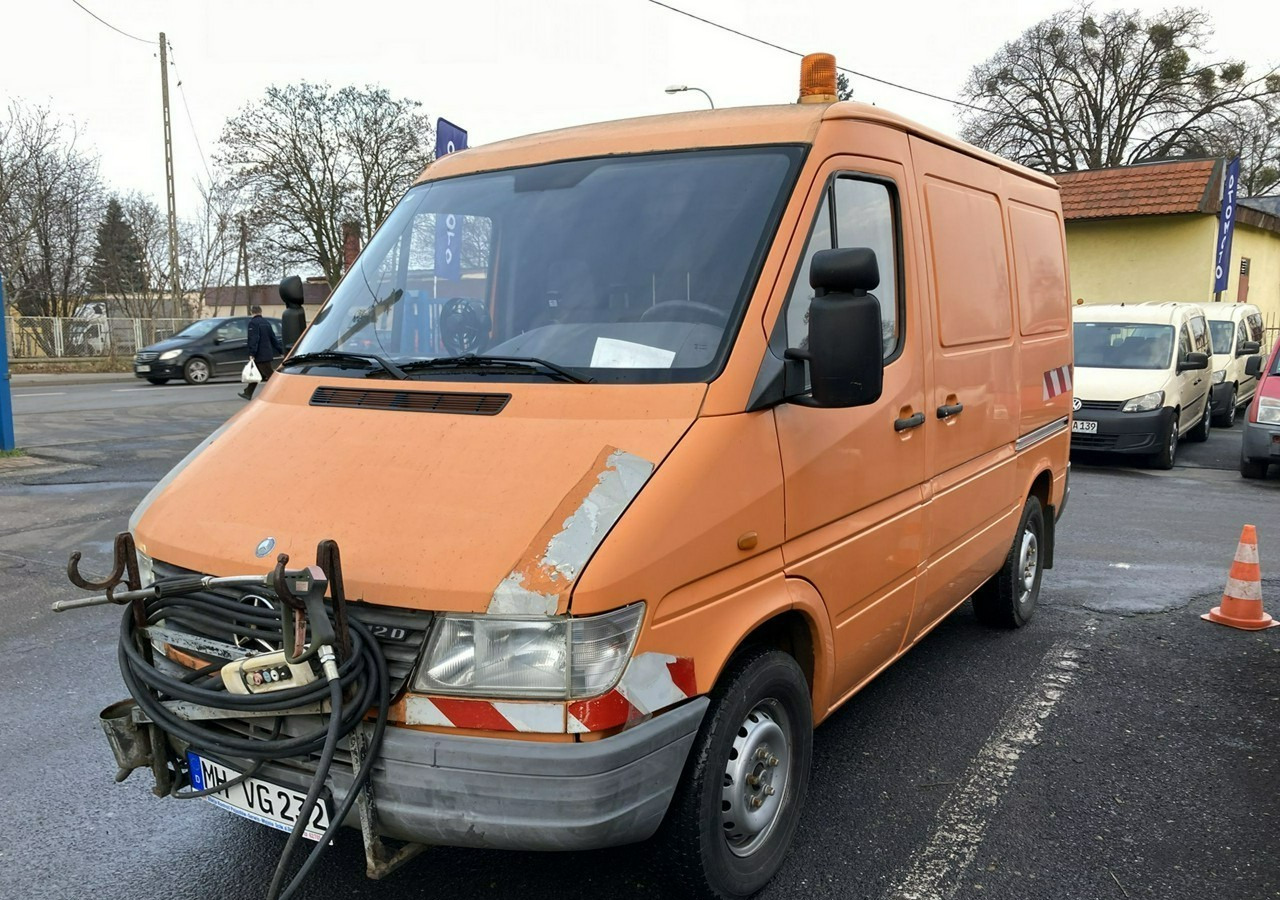 Mercedes-Benz Sprinter Sprinter Kanalizacja Wuko asenizacyjny Kret SPECK myjka DMC3500 - Maşină pentru vidanjări: Foto 1 Mercedes-Benz Sprinter Sprinter Kanalizacja Wuko asenizacyjny Kret SPECK myjka DMC3500 - Maşină pentru vidanjări: Foto 1