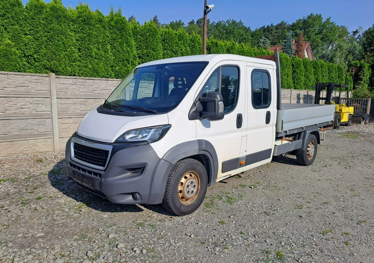 Peugeot Boxer Peugeot Boxer 2.0-130KM klima dokka Brygadówka doka 122tkm 2017 - Autoutilitară cu platformă: Foto 3 Peugeot Boxer Peugeot Boxer 2.0-130KM klima dokka Brygadówka doka 122tkm 2017 - Autoutilitară cu platformă: Foto 3