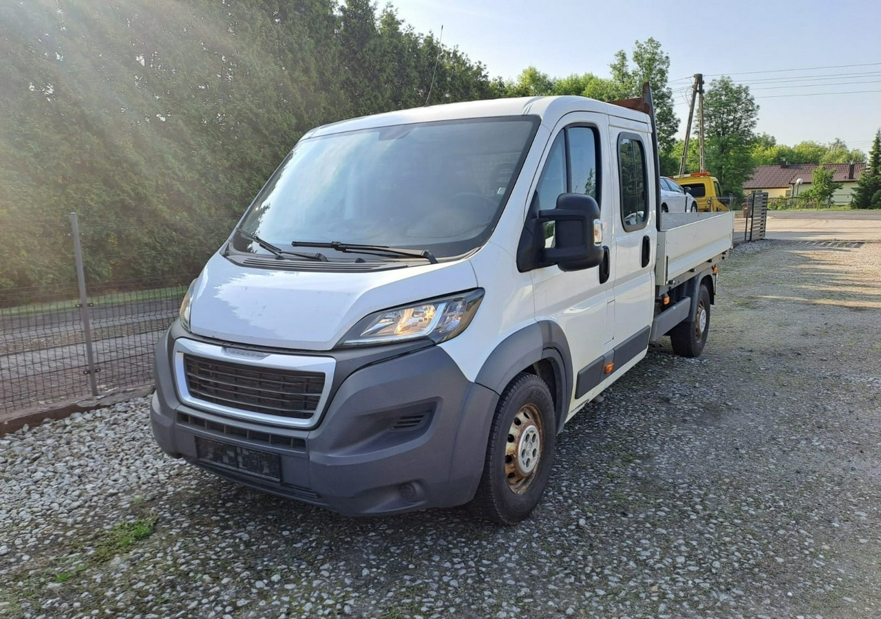 Peugeot Boxer Peugeot Boxer 2.0-130KM klima dokka Brygadówka doka 122tkm 2017 - Autoutilitară cu platformă: Foto 1 Peugeot Boxer Peugeot Boxer 2.0-130KM klima dokka Brygadówka doka 122tkm 2017 - Autoutilitară cu platformă: Foto 1