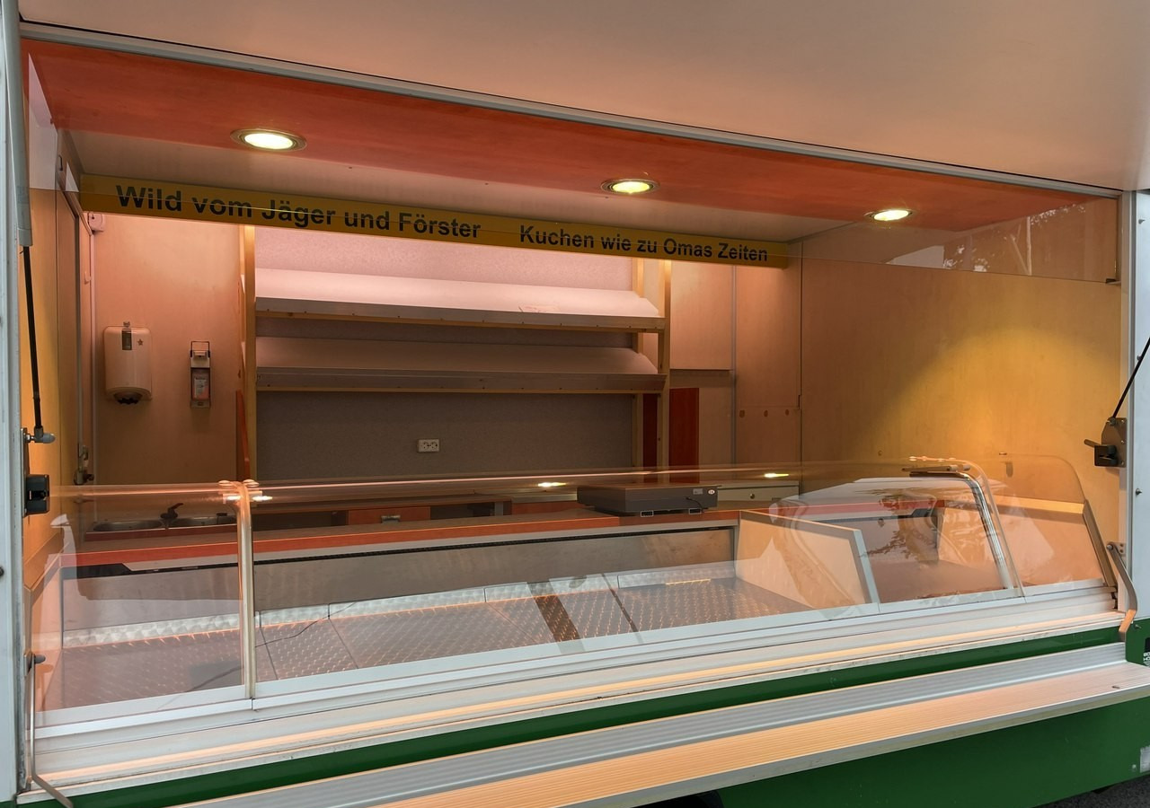 Renault Master Autosklep wędlin Gastronomiczny Food Truck Foodtruck Sklep Borco 200 - Autorulota comerciala: Foto 3 Renault Master Autosklep wędlin Gastronomiczny Food Truck Foodtruck Sklep Borco 200 - Autorulota comerciala: Foto 3