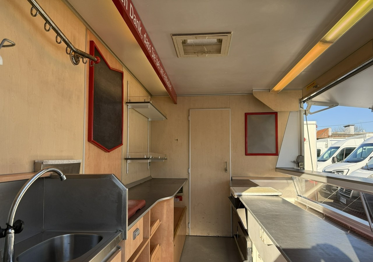 Renault Master Autosklep wędlin Gastronomiczny Food Truck Foodtruck Sklep Borco 201 - Autorulota comerciala: Foto 2 Renault Master Autosklep wędlin Gastronomiczny Food Truck Foodtruck Sklep Borco 201 - Autorulota comerciala: Foto 2