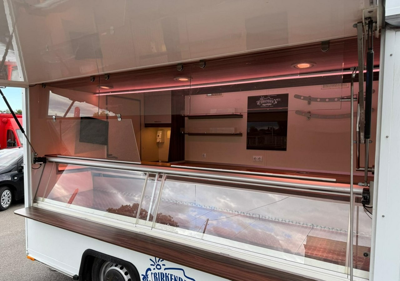 Renault Master Autosklep wędlin Gastronomiczny Food Truck Foodtruck Sklep Solar 20 - Autorulota comerciala: Foto 4 Renault Master Autosklep wędlin Gastronomiczny Food Truck Foodtruck Sklep Solar 20 - Autorulota comerciala: Foto 4