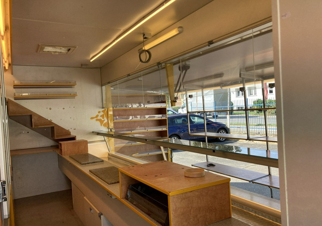 Autorulota comerciala Renault Master Autosklep wędlin sklep bar Gastronomiczny Food Truck Foodtruck Borco: Foto 10