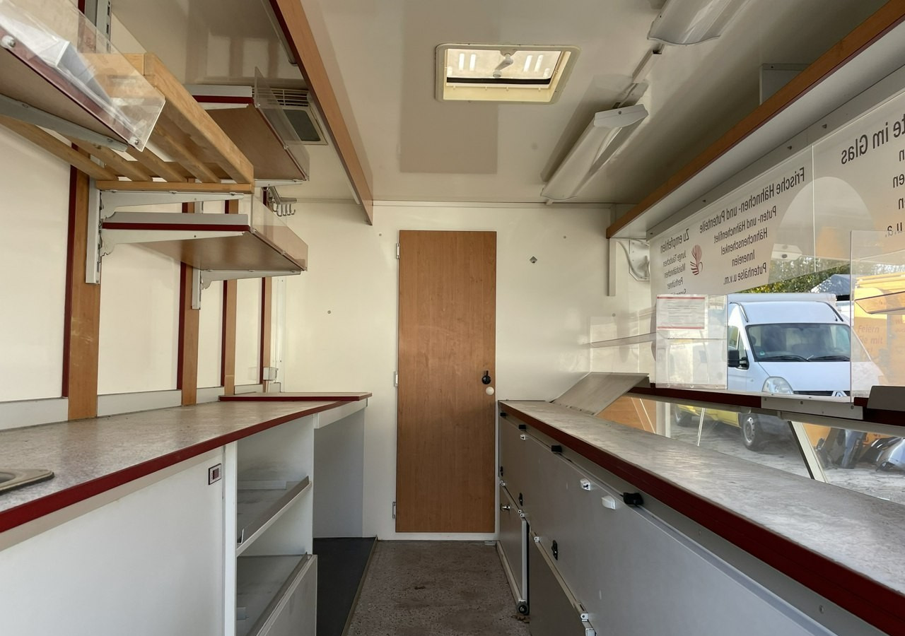 Renault Master Master Autosklep Gastronomiczny Food Truck Foodtruck Sklep bar 2009 - Autorulota comerciala: Foto 2 Renault Master Master Autosklep Gastronomiczny Food Truck Foodtruck Sklep bar 2009 - Autorulota comerciala: Foto 2