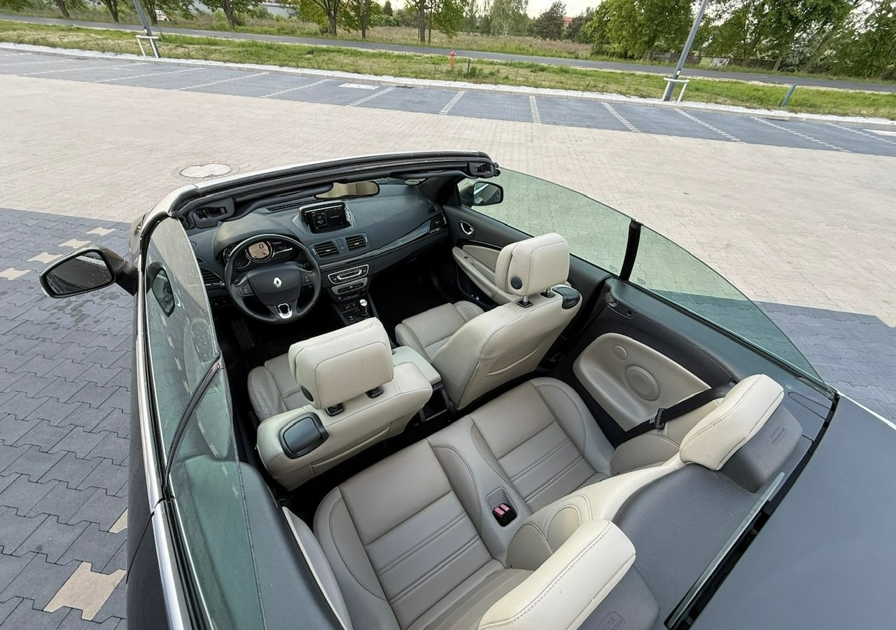 Renault Megane III Cabrio LIFT III 1.2 TCE 131 Skóra Led Navi PDC Bogate wyposażenie 20 - Automobil: Foto 3 Renault Megane III Cabrio LIFT III 1.2 TCE 131 Skóra Led Navi PDC Bogate wyposażenie 20 - Automobil: Foto 3