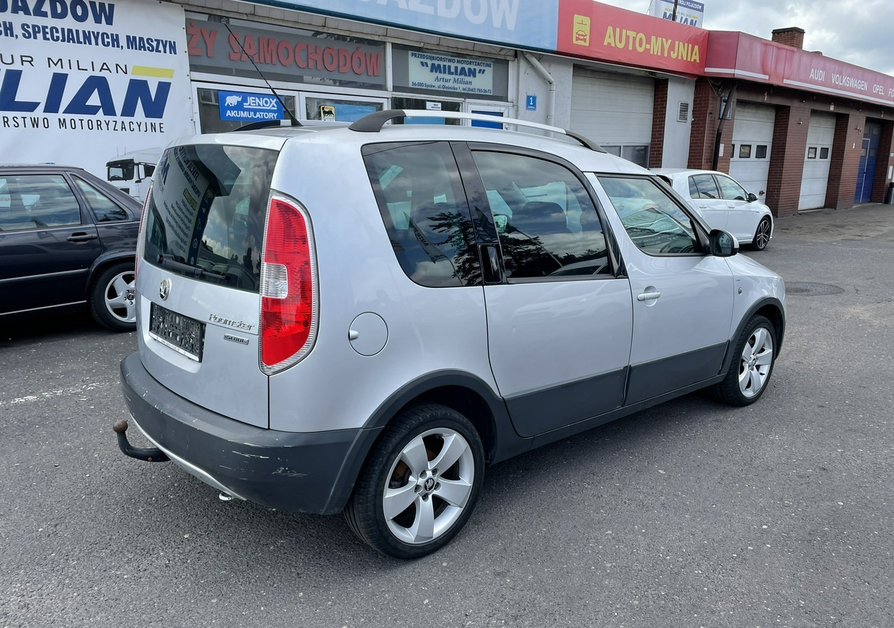 Skoda Roomster I Roomster Scout 1.6-16V Klima 2012 - Automobil: Foto 4 Skoda Roomster I Roomster Scout 1.6-16V Klima 2012 - Automobil: Foto 4