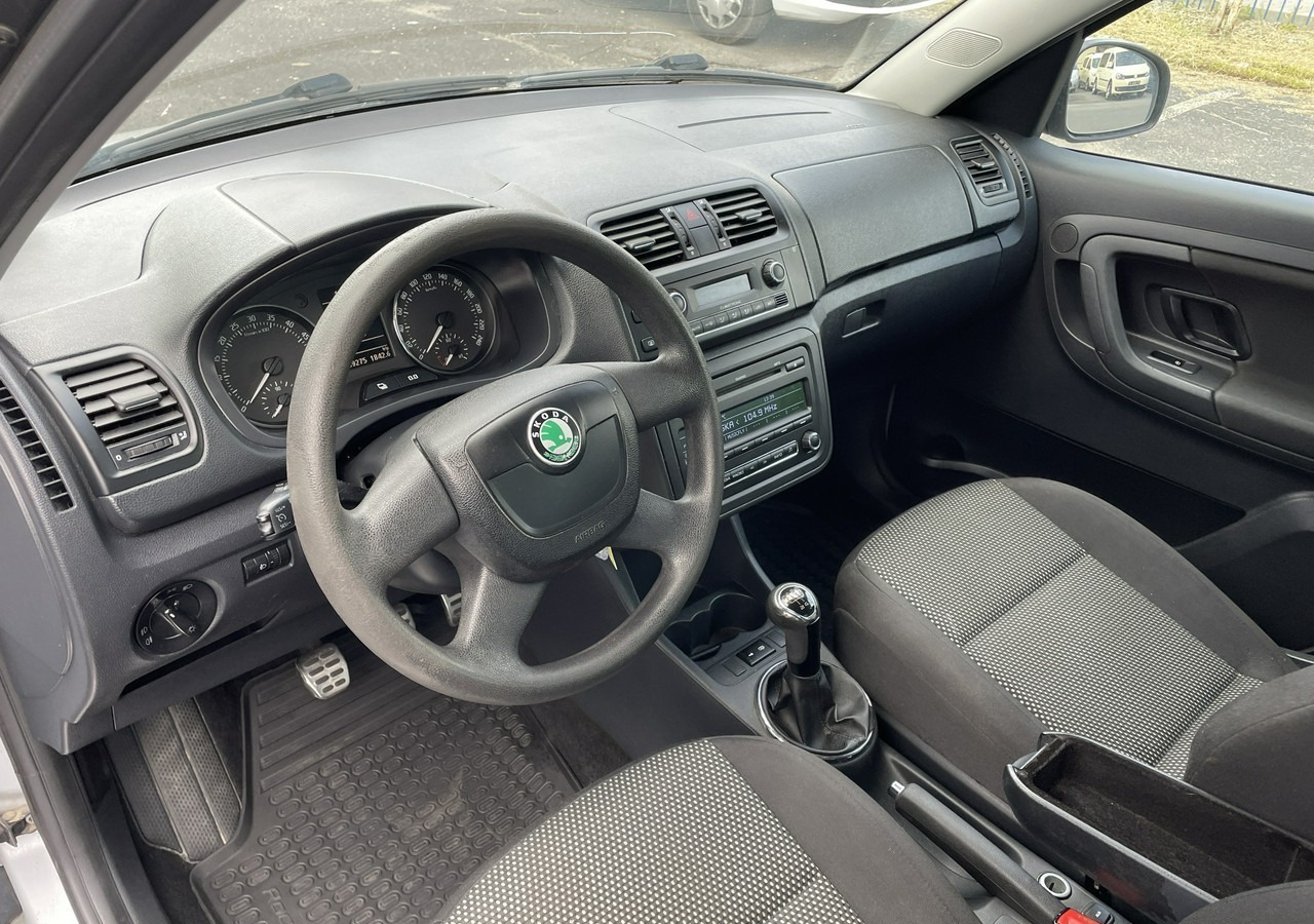 Skoda Roomster I Roomster Scout 1.6-16V Klima 2012 - Automobil: Foto 2 Skoda Roomster I Roomster Scout 1.6-16V Klima 2012 - Automobil: Foto 2